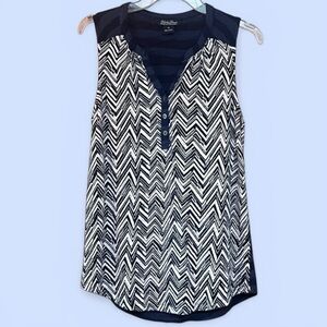 Sleeveless Henley Top Lucky Brand Chevron‎ Print Navy Multi Sz M EUCi